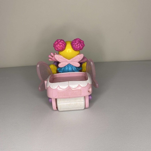 Abby Cadabby Figure and her LScooter with Flapping Wings Sesame Street - Picture 4 of 5